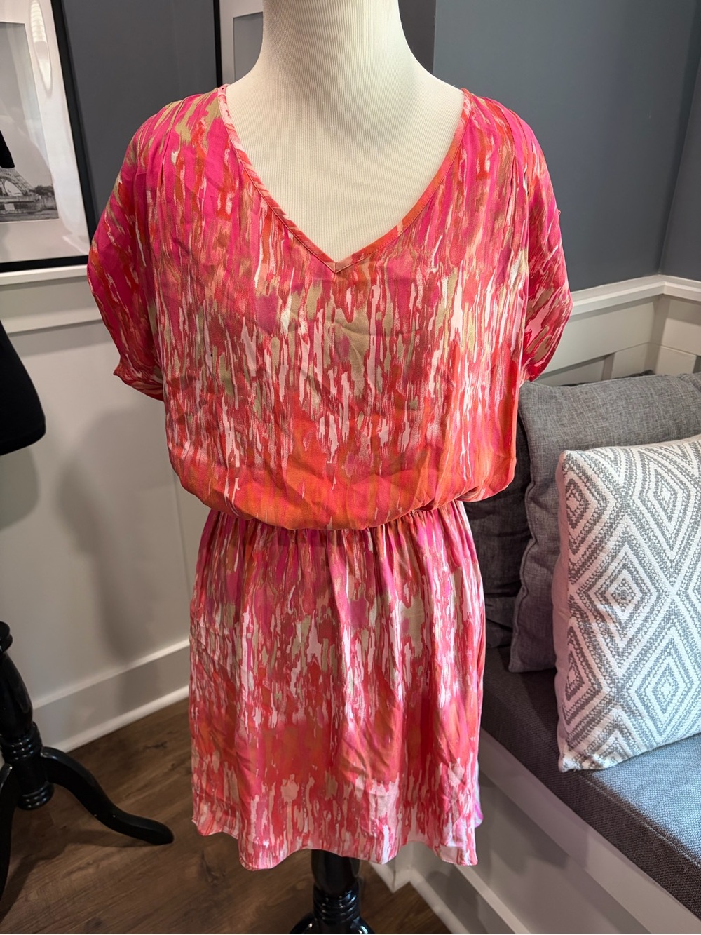 Express Pink and Orange Printed V-Neck Blouson Dress